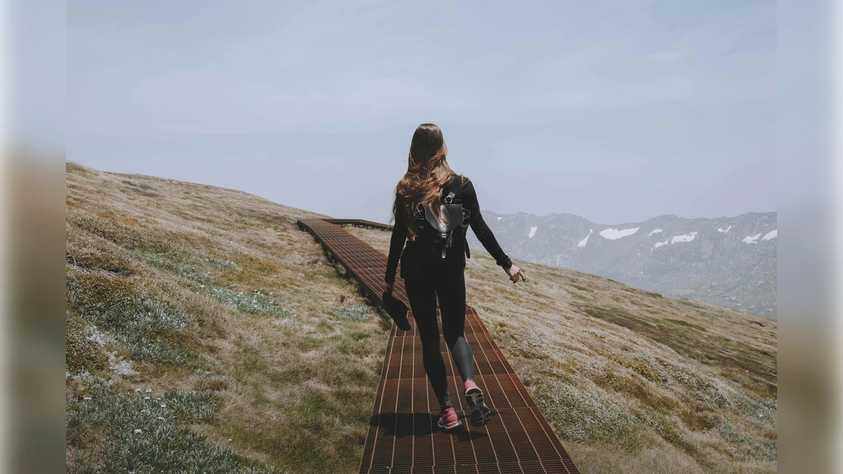 555 Angel Number Meaning in Love